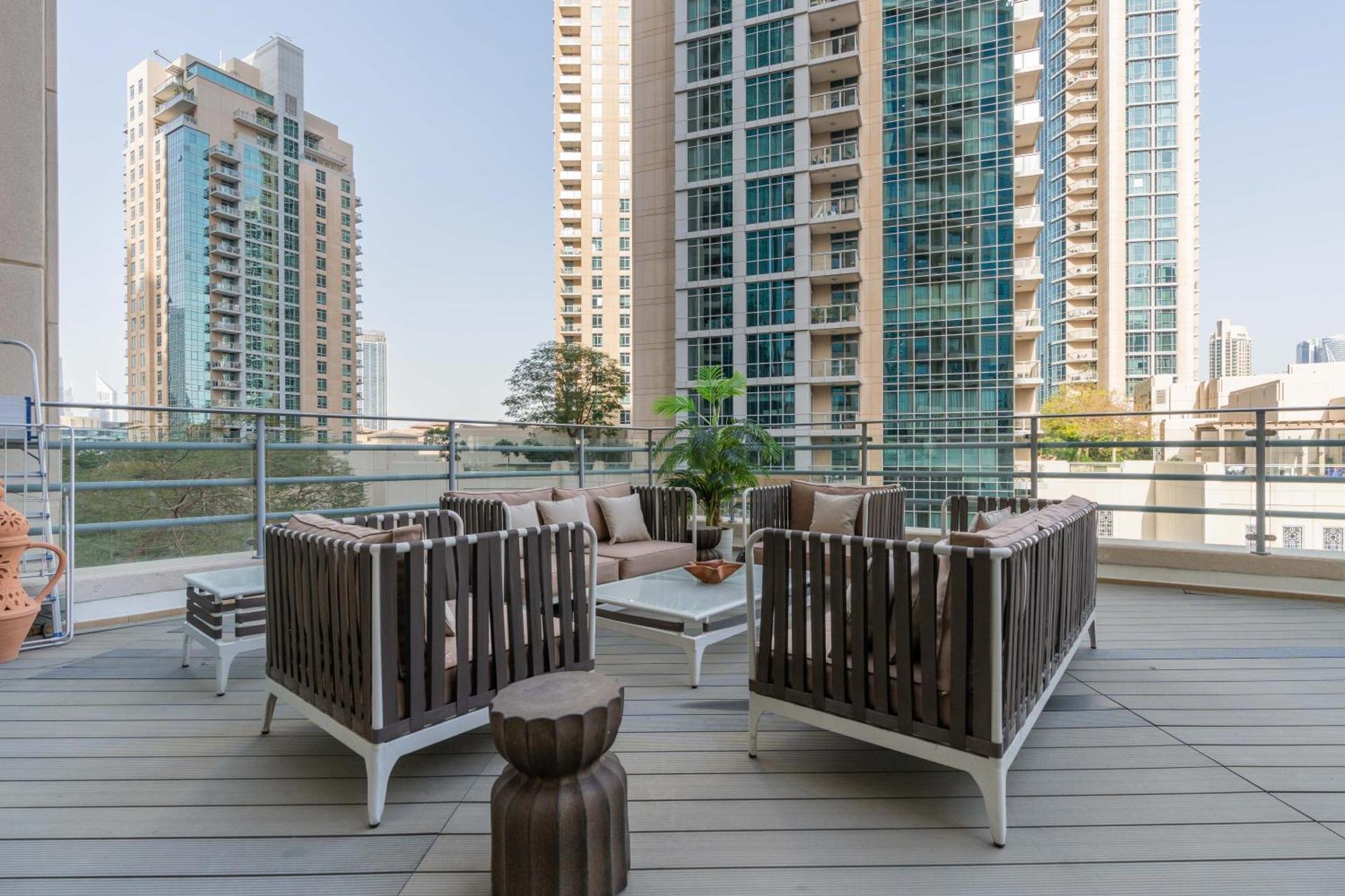 Apartment Stylish And 1 Bd In Downtown Dubai